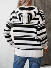 Load image into Gallery viewer, PREORDER: The Seirra Stripe and Hood Pullover 12.23.24
