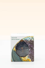 Load image into Gallery viewer, PREORDER: Spring Geode Luxury Bath Bombs
