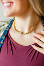 Load image into Gallery viewer, Close Knit Necklace
