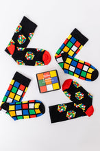 Load image into Gallery viewer, Game Cube Graphic Socks
